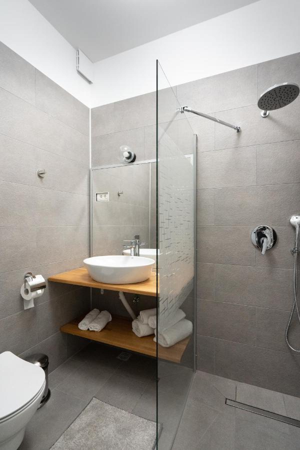 Nobel Boutique Aparthotel 3*
